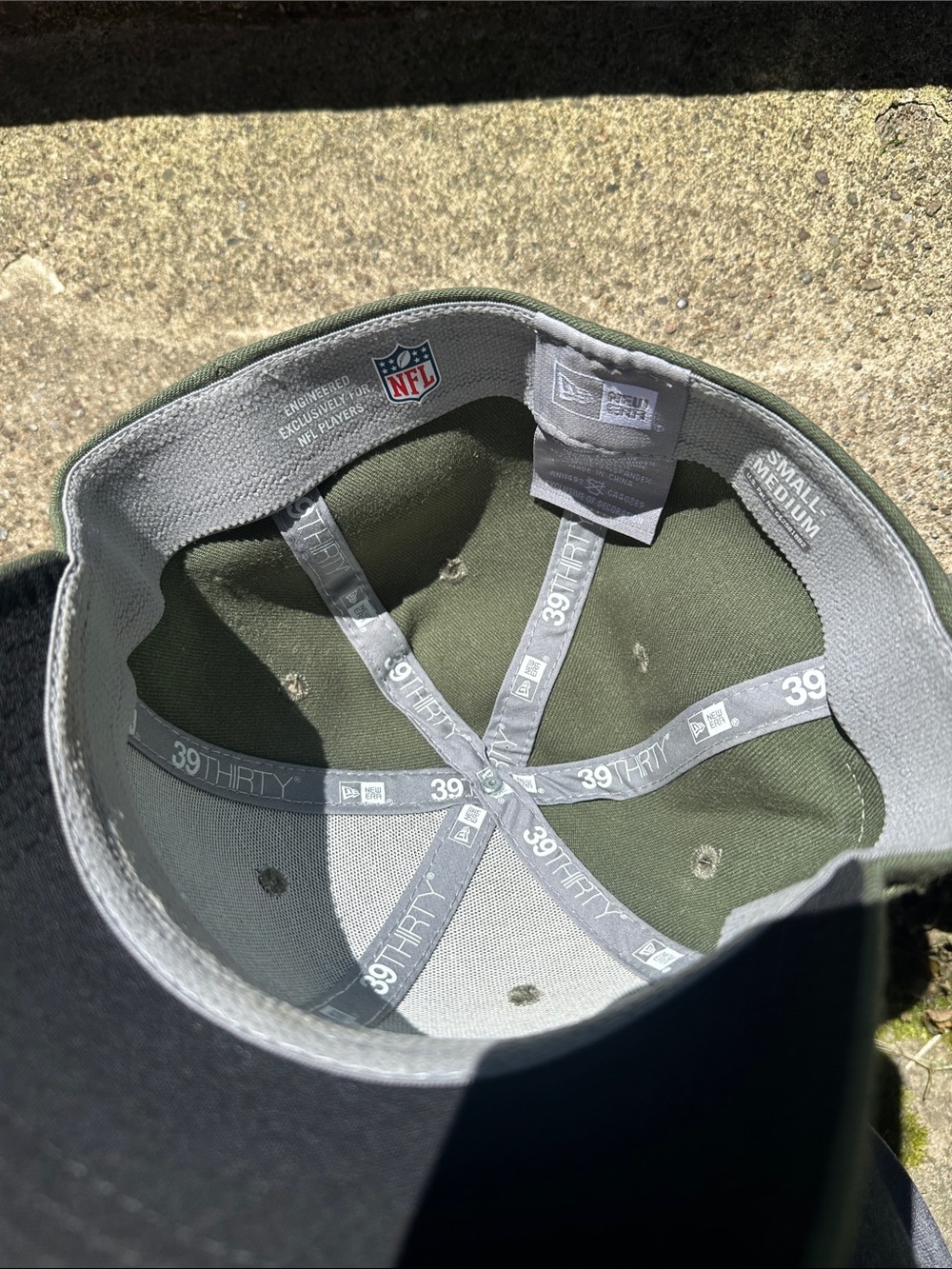 Men's Hat Lot - Gray, Olive Green, Red, Black - Picture 2 of 7